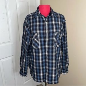 St. John’s Bay Flannel 💙🖤